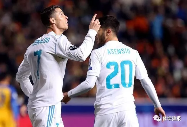  莱比锡客场奏凯稳获欧冠席  